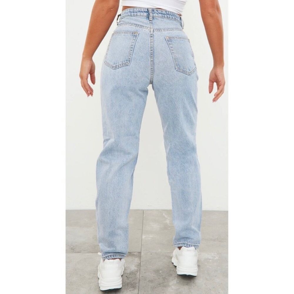 PrettyLittleThing knee rip high rise distressed mom jeans women’s size small 6 - Picture 2 of 10